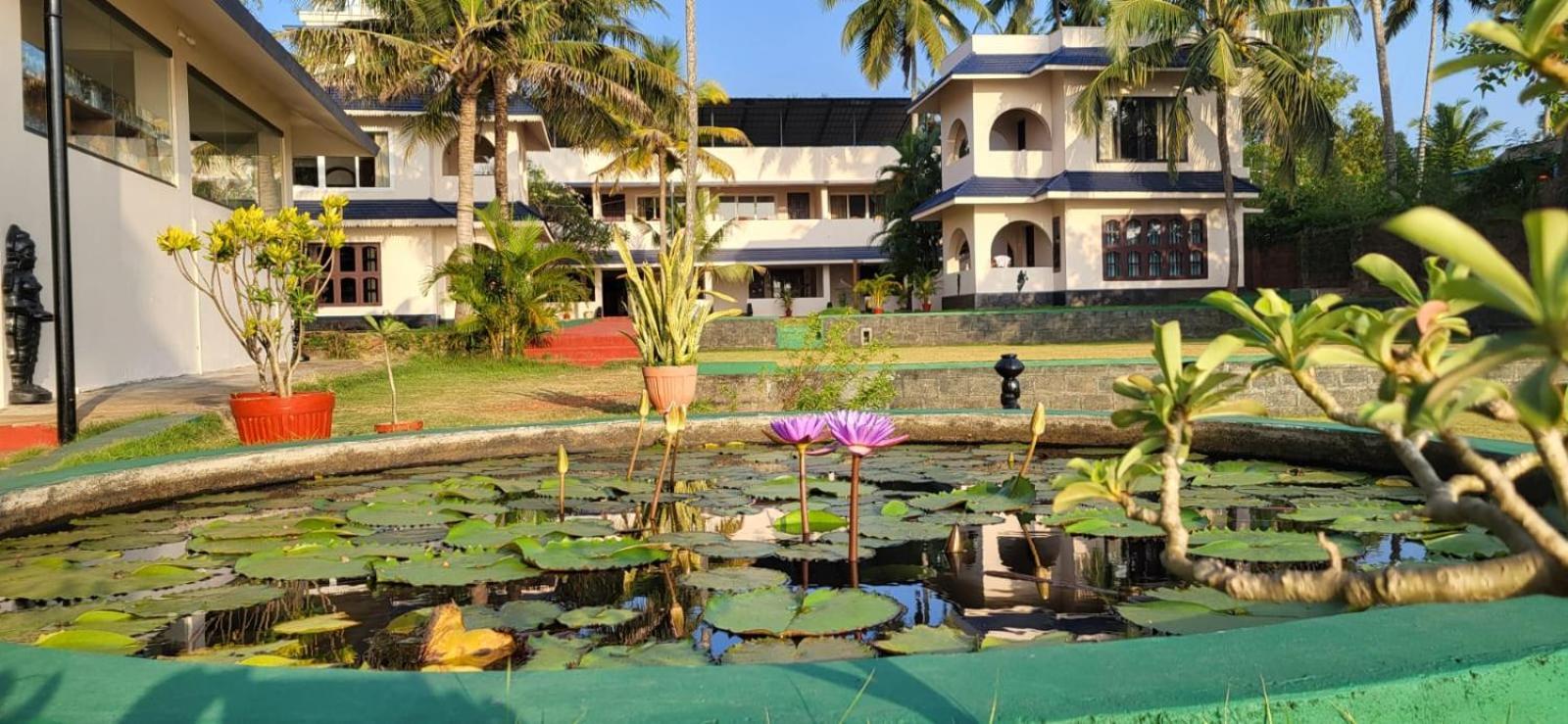 Seashore Beach Resort Варкала Экстерьер фото