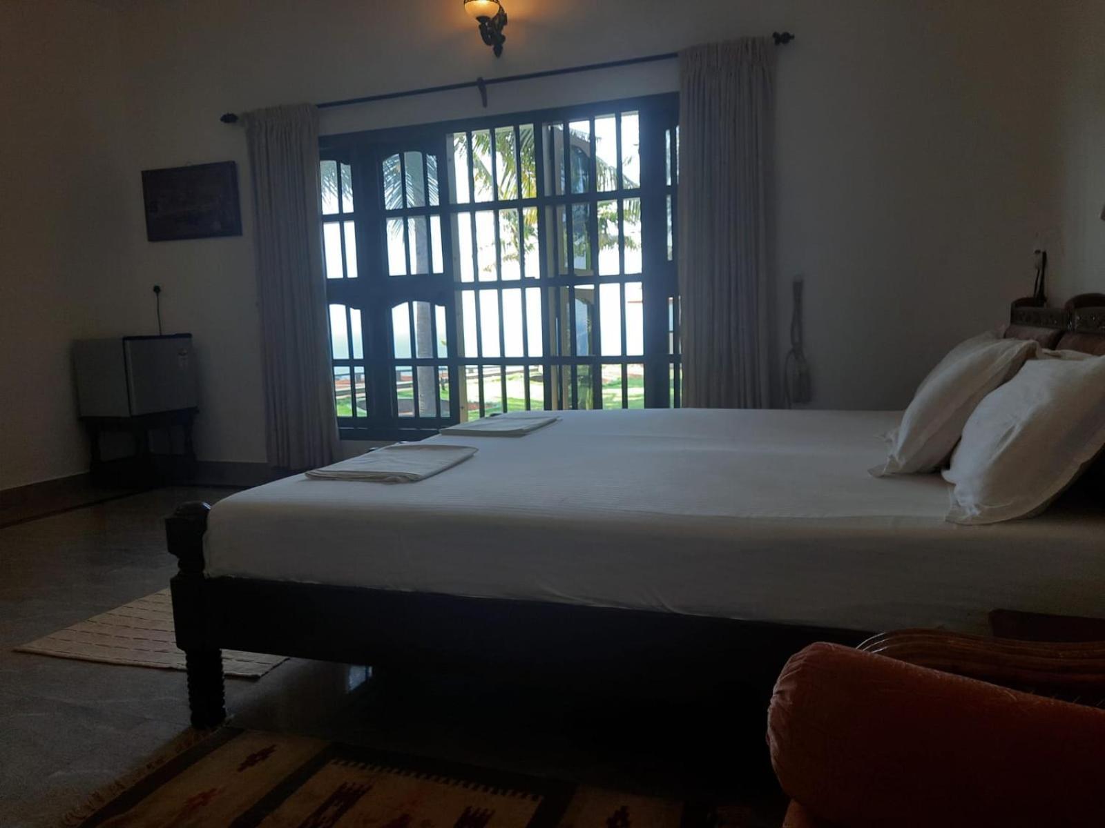 Seashore Beach Resort Варкала Экстерьер фото